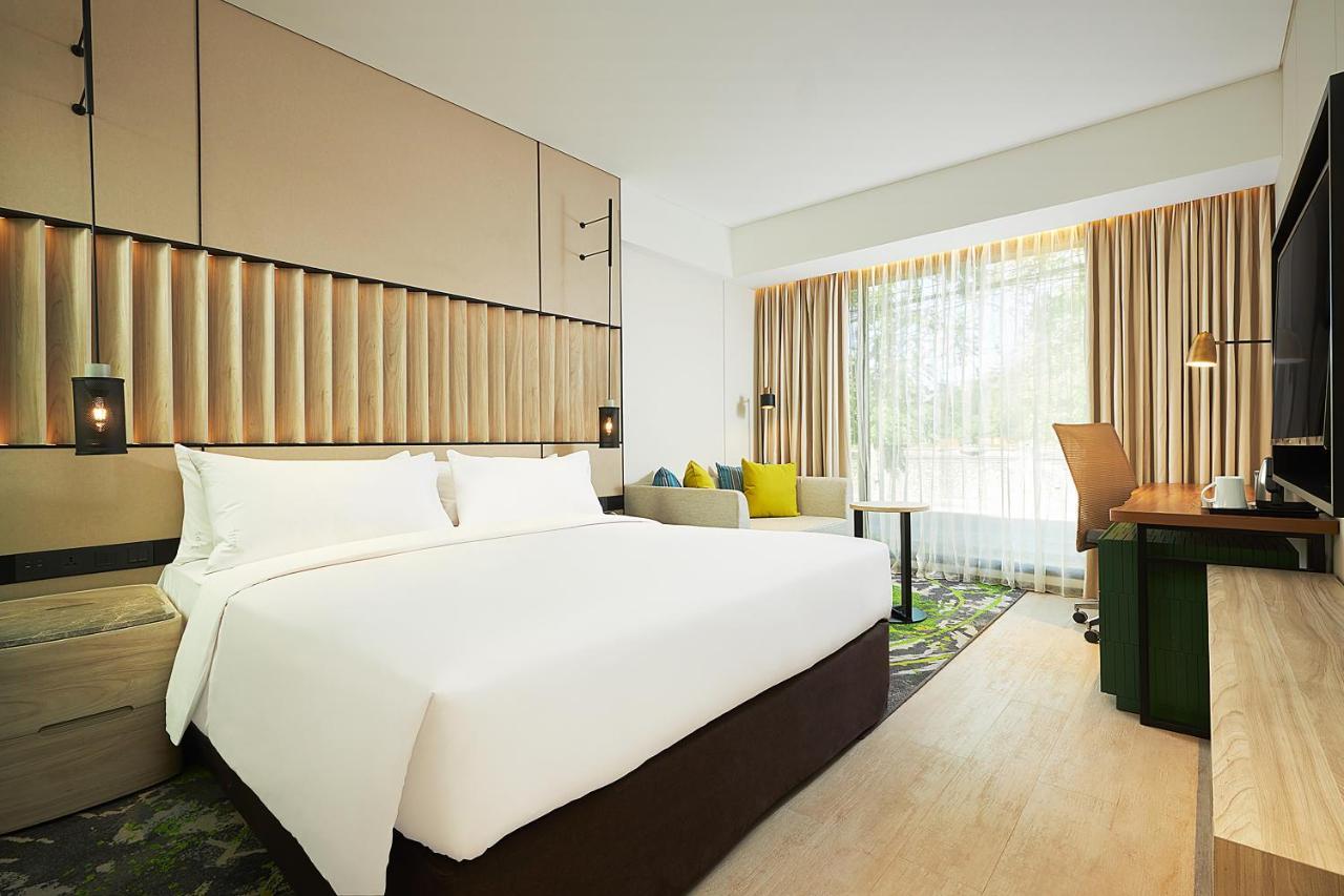 Standard King Room