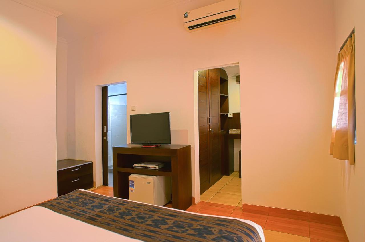 Double Room Pool View
